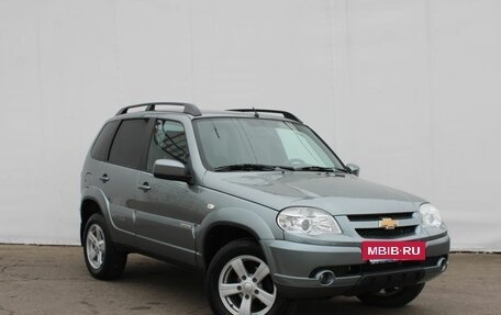 Chevrolet Niva I рестайлинг, 2016 год, 705 000 рублей, 4 фотография