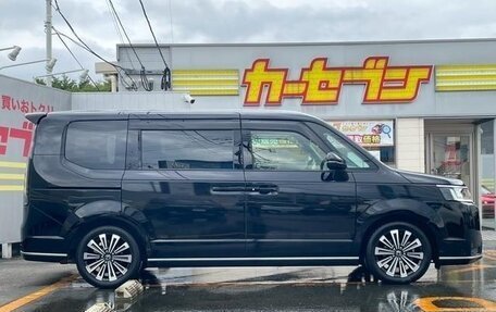 Honda Stepwgn, 2024 год, 2 380 000 рублей, 6 фотография