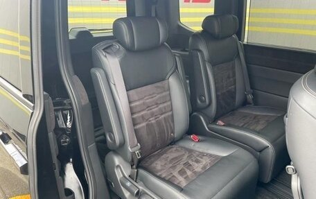 Honda Stepwgn, 2024 год, 2 380 000 рублей, 17 фотография