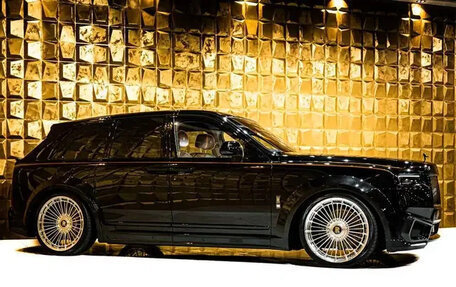 Rolls-Royce Cullinan, 2025 год, 130 000 000 рублей, 12 фотография