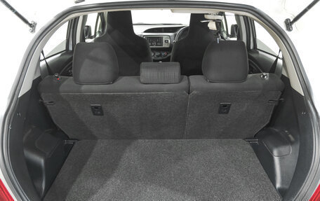 Toyota Vitz, 2015 год, 999 000 рублей, 21 фотография