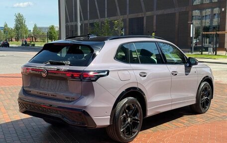 Volkswagen Tiguan, 2025 год, 4 900 000 рублей, 3 фотография