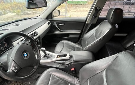 BMW 3 серия, 2011 год, 750 000 рублей, 11 фотография