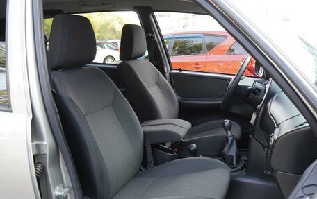 Chevrolet Niva I рестайлинг, 2017 год, 840 000 рублей, 8 фотография