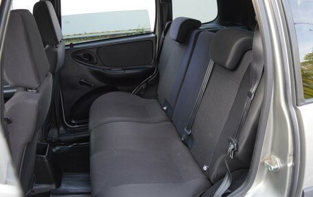 Chevrolet Niva I рестайлинг, 2017 год, 840 000 рублей, 9 фотография