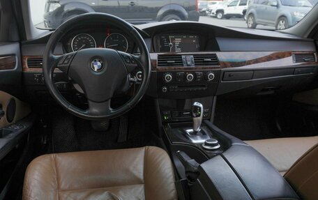 BMW 5 серия, 2008 год, 1 569 000 рублей, 6 фотография