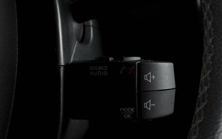 Renault Duster I рестайлинг, 2017 год, 1 040 000 рублей, 13 фотография