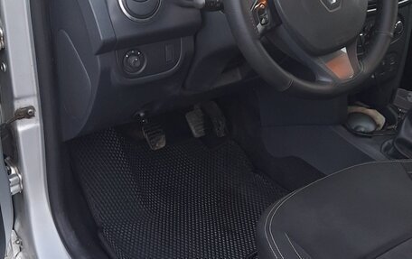 Renault Logan II, 2014 год, 750 000 рублей, 4 фотография