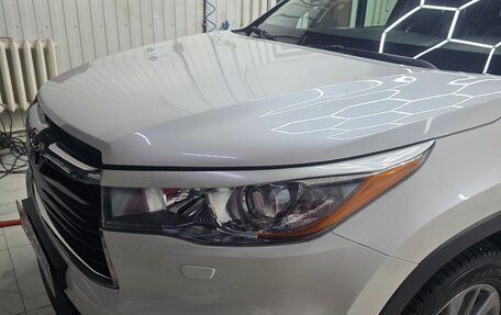 Toyota Highlander III, 2015 год, 3 500 000 рублей, 9 фотография