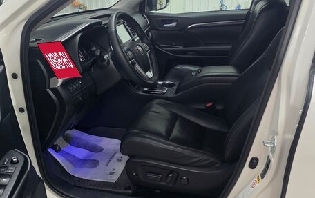 Toyota Highlander III, 2015 год, 3 500 000 рублей, 19 фотография