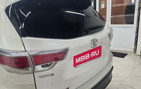 Toyota Highlander III, 2015 год, 3 500 000 рублей, 11 фотография