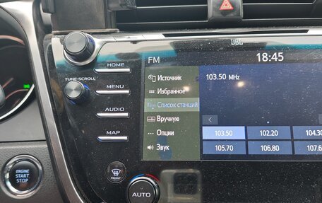 Toyota Camry, 2018 год, 2 599 000 рублей, 9 фотография