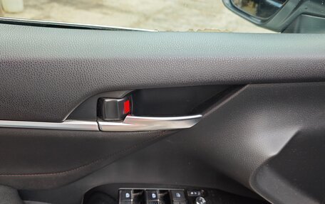 Toyota Camry, 2018 год, 2 599 000 рублей, 6 фотография