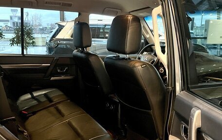 Mitsubishi Pajero IV, 2012 год, 1 990 000 рублей, 21 фотография