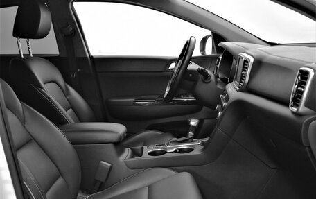 KIA Sportage IV рестайлинг, 2021 год, 2 710 000 рублей, 12 фотография