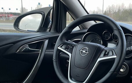 Opel Astra J, 2011 год, 647 000 рублей, 11 фотография