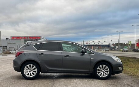 Opel Astra J, 2011 год, 647 000 рублей, 26 фотография