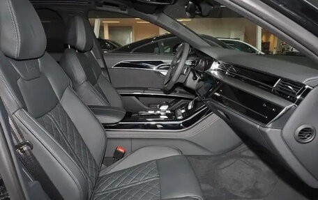 Audi A8, 2025 год, 15 000 000 рублей, 6 фотография