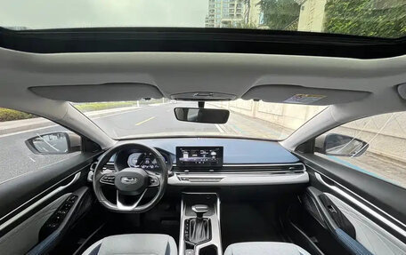 Geely Emgrand, 2022 год, 980 000 рублей, 8 фотография