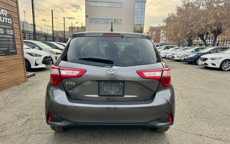 Toyota Vitz, 2019 год, 1 099 000 рублей, 8 фотография