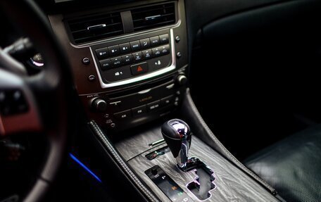 Lexus IS II рестайлинг 2, 2007 год, 1 700 000 рублей, 17 фотография