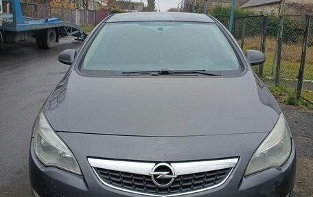 Opel Astra J, 2011 год, 330 000 рублей, 1 фотография