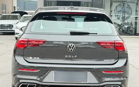 Volkswagen Golf VIII, 2022 год, 1 970 123 рублей, 3 фотография