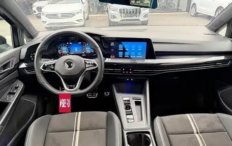 Volkswagen Golf VIII, 2022 год, 1 970 123 рублей, 10 фотография