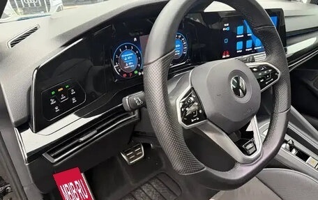 Volkswagen Golf VIII, 2022 год, 1 970 123 рублей, 9 фотография