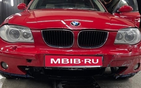 BMW 1 серия, 2006 год, 520 000 рублей, 3 фотография