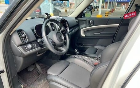 MINI Countryman II (F60), 2022 год, 2 520 000 рублей, 10 фотография