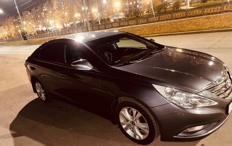 Hyundai Sonata VI, 2011 год, 1 149 000 рублей, 20 фотография