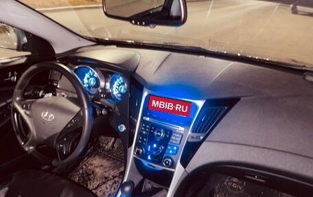 Hyundai Sonata VI, 2011 год, 1 149 000 рублей, 18 фотография