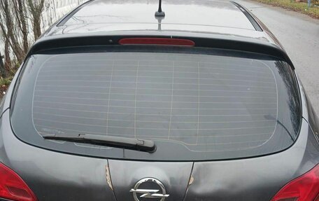 Opel Astra J, 2011 год, 330 000 рублей, 2 фотография