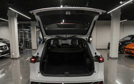 Volkswagen Tiguan, 2025 год, 5 090 000 рублей, 23 фотография