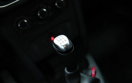 Renault Logan II, 2021 год, 1 190 000 рублей, 13 фотография