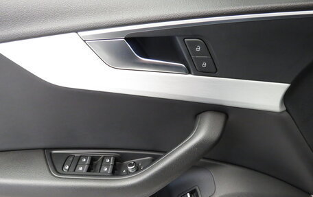 Audi A4, 2015 год, 1 790 000 рублей, 13 фотография