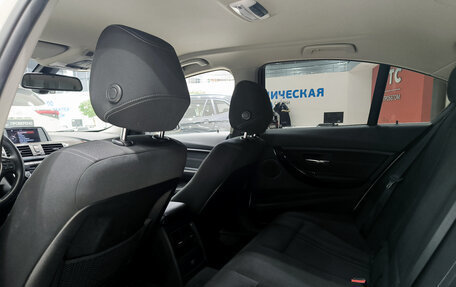 BMW 3 серия, 2017 год, 1 950 000 рублей, 12 фотография