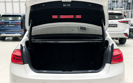 BMW 3 серия, 2017 год, 1 950 000 рублей, 10 фотография