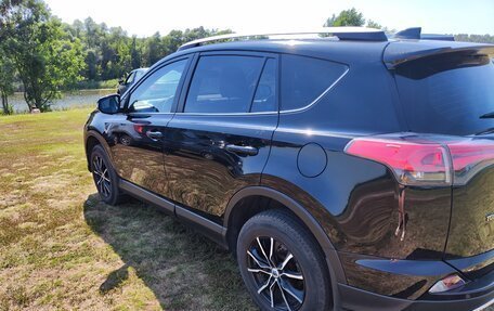 Toyota RAV4, 2018 год, 2 540 000 рублей, 4 фотография