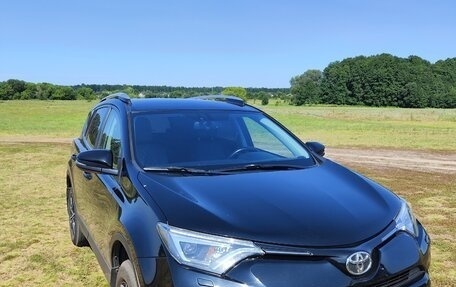Toyota RAV4, 2018 год, 2 540 000 рублей, 7 фотография