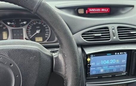 Renault Laguna II, 2004 год, 400 000 рублей, 6 фотография