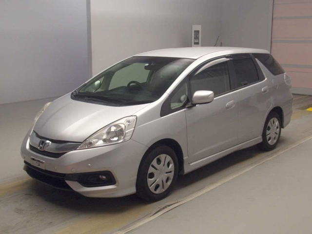Honda Fit Shuttle I рестайлинг, 2014 год, 1 122 000 рублей, 1 фотография