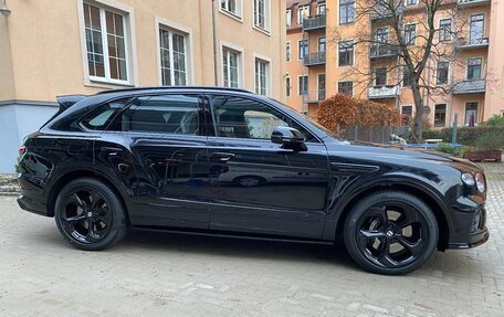 Bentley Bentayga I, 2022 год, 17 287 084 рублей, 4 фотография