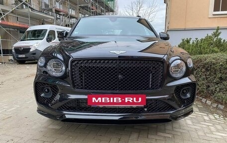 Bentley Bentayga I, 2022 год, 17 287 084 рублей, 2 фотография