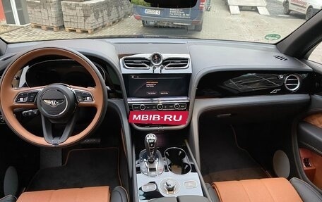 Bentley Bentayga I, 2022 год, 17 287 084 рублей, 9 фотография