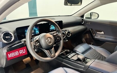 Mercedes-Benz A-Класс, 2018 год, 2 290 000 рублей, 18 фотография