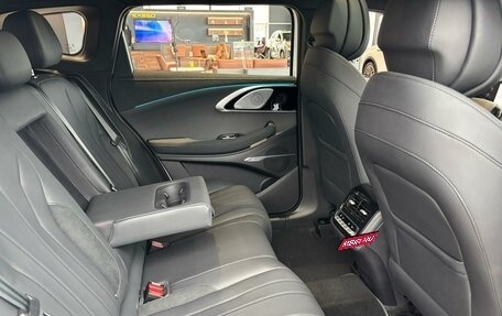 CheryExeed TXL, 2024 год, 3 900 000 рублей, 28 фотография