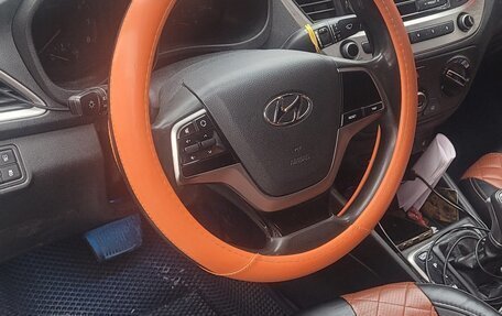 Hyundai Solaris II рестайлинг, 2018 год, 750 000 рублей, 6 фотография