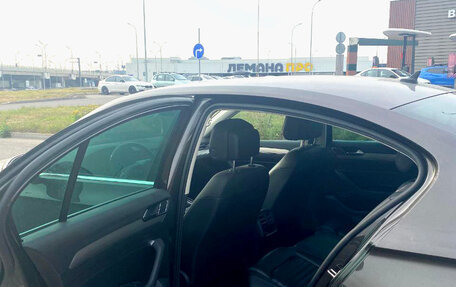 Volkswagen Passat B8 рестайлинг, 2017 год, 14 фотография